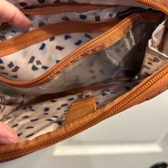 Lug Essentials Mini Crossbody and Belt Bag - Roundabout 2 - Picture 6 of 12